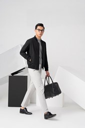 20220928_ySgCo4WqFP12xnw6LicCvi98 Ảnh của Áo Jacket 1 lớp nam 228JM22067